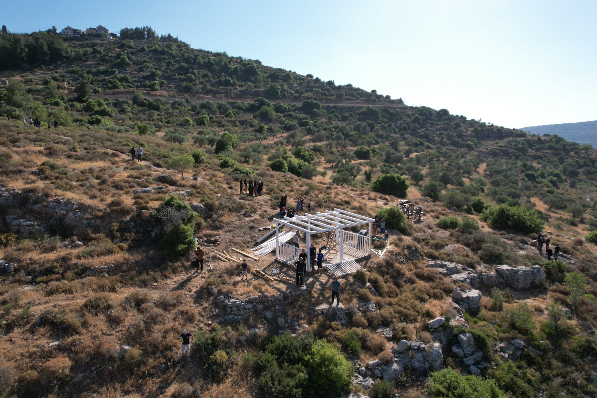 מצפה שהקימו תושבים לזכרה של רנה שנרב ייהרס בהוראת הצבא