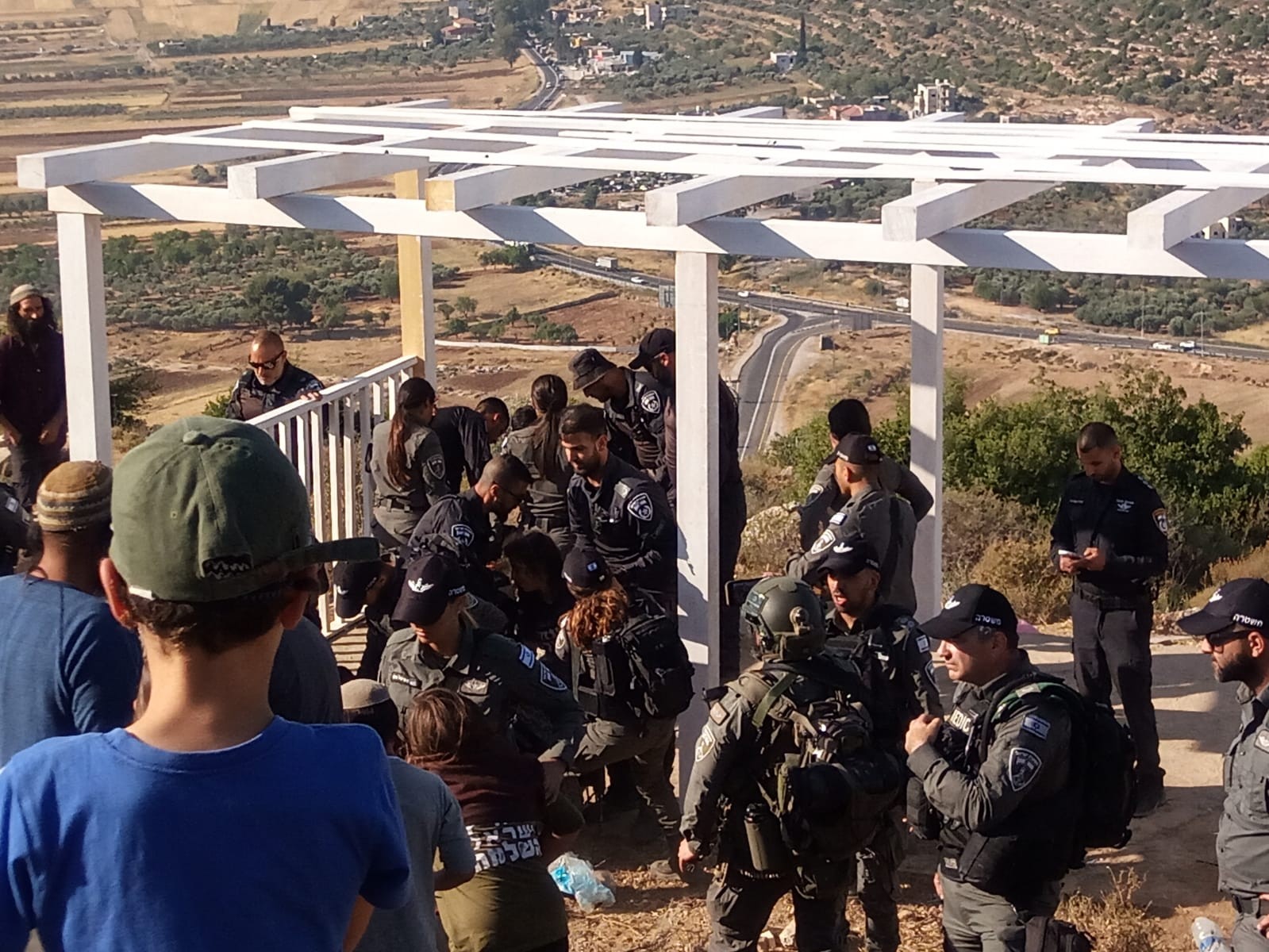 מצפה לזכרה של רנה שנרב הי"ד נהרס ע"י כוחות הביטחון