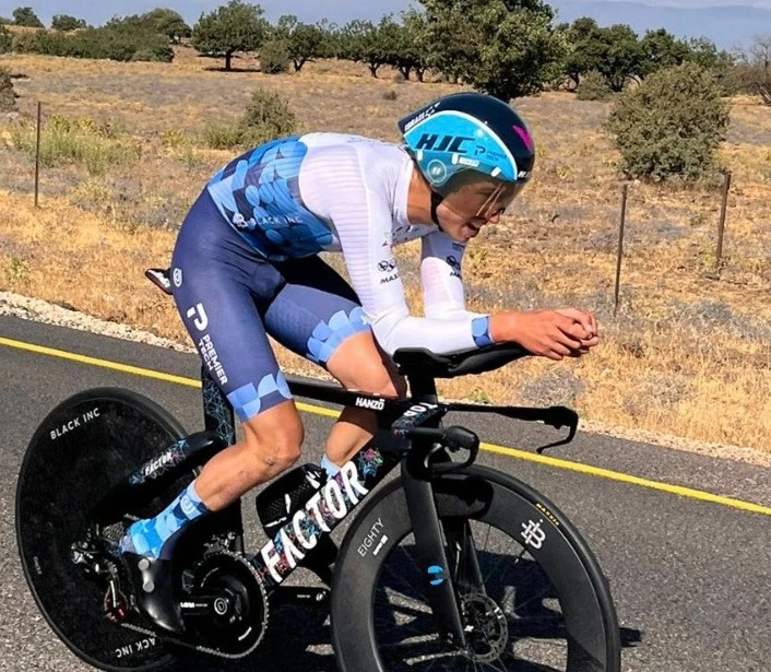 הרוכב הישראלי עומר גולדשטיין. צילום: Israel – Premier Tech / Israel Cycling Academy