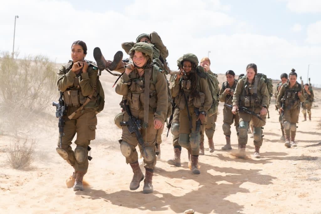 מה חשב מפקד 669 בדימוס על גיוס לוחמות ליחידתו?