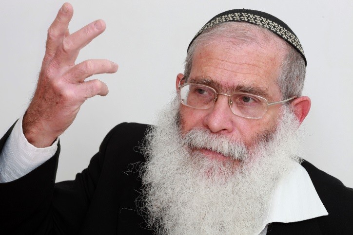 "כל מי שהיה שותף בחילול הקודש ישלם על כך"