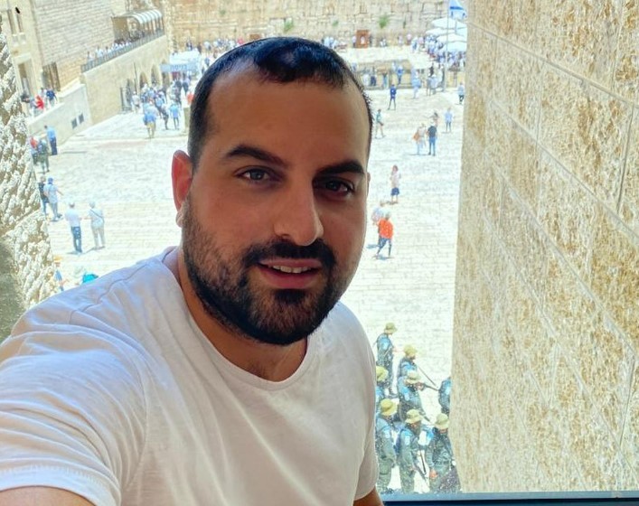 עקיבא משתף על המנהג המיוחד: "מעניק לי הזדמנות להתחיל שוב"
