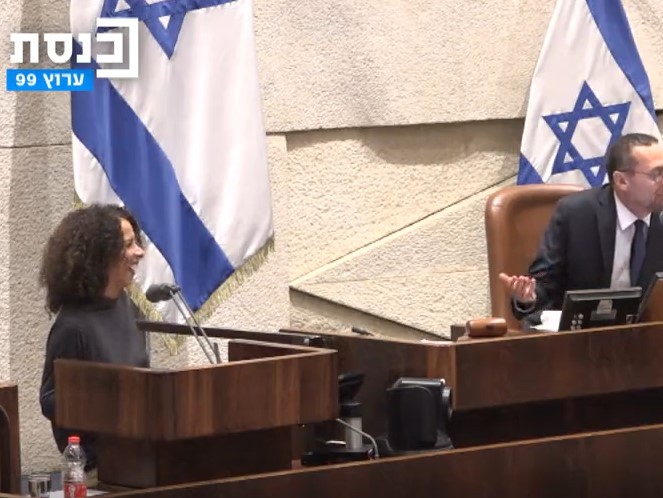 "האוזרון, אנחנו נתראה": האוזר ומרעאנה ברגע של קרבה | צפו