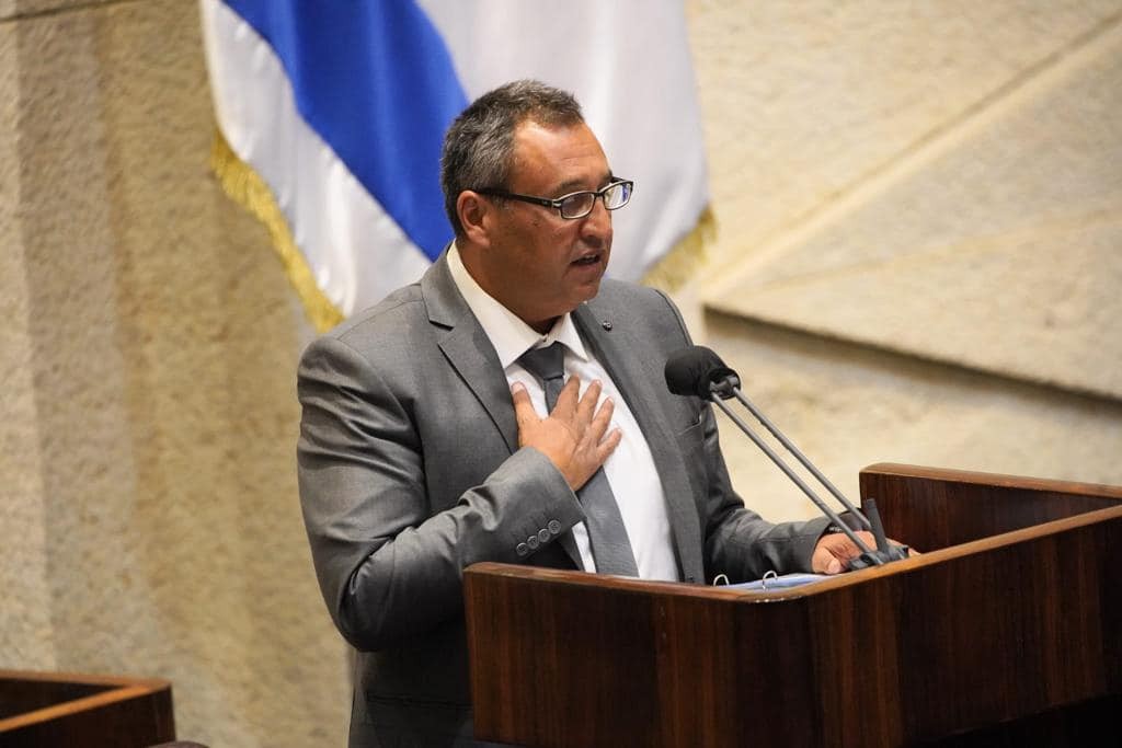 "נתן לי כזאת סטירה": חה"כ מיש עתיד על הפגישה עם הרב אבוחצירא | צפו