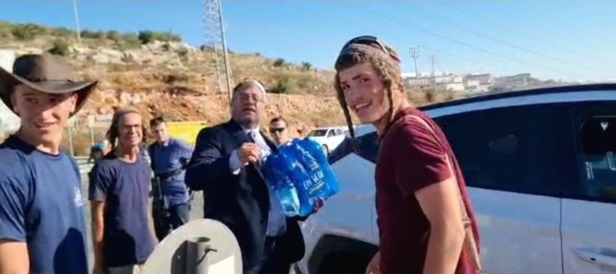 למתיישבים אין מים - חה"כ בן גביר השתמש בחסינותו הפרלמנטרית