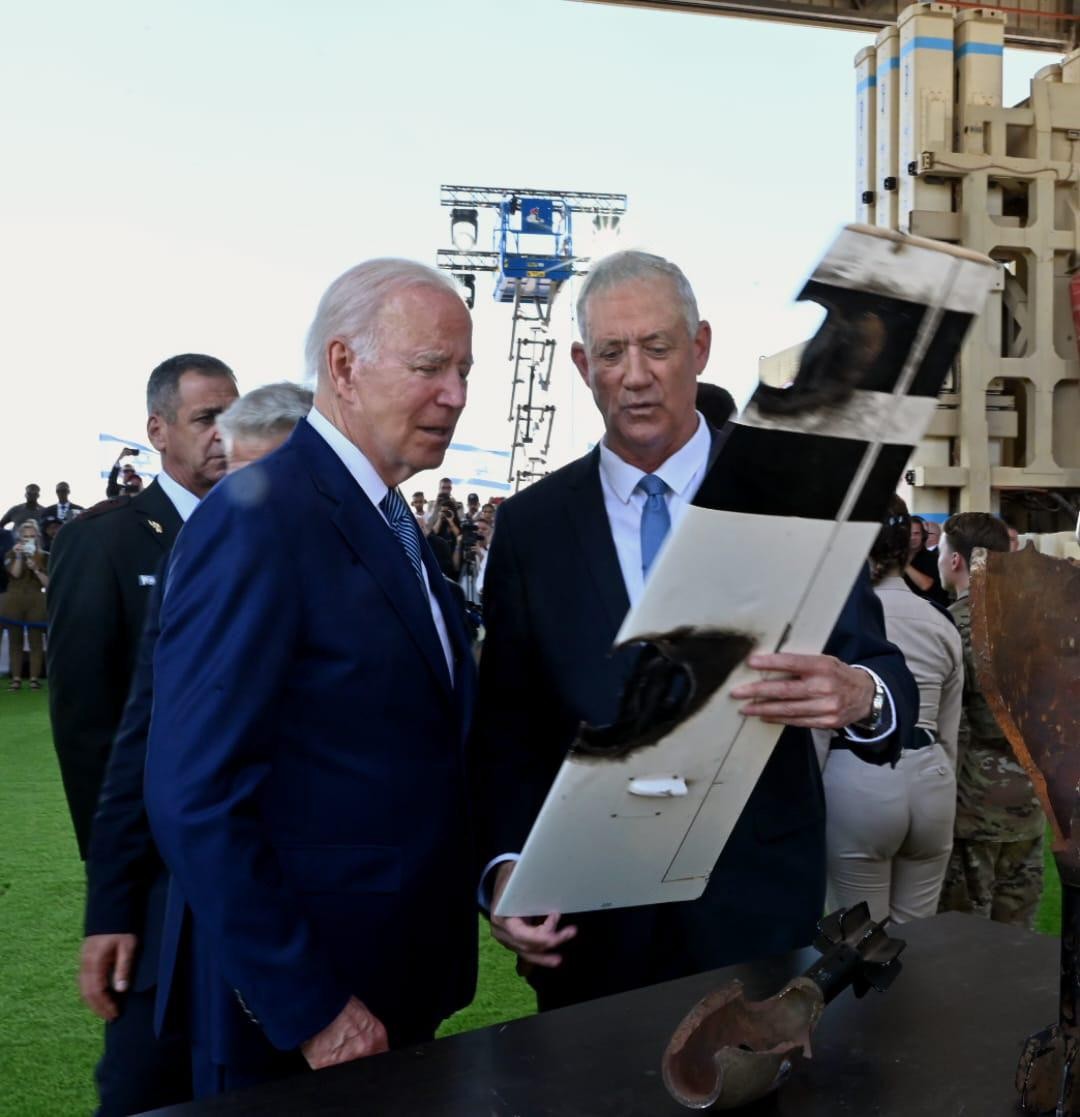 "ברוך שפטרנו מהבובה של ביידן": התגובות בימין לפרישתו של גנץ
