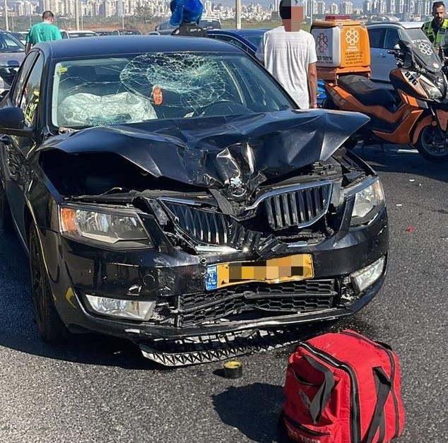 הקטל בכבישים: רוכב אופנוע נהרג בתאונה בכביש 5