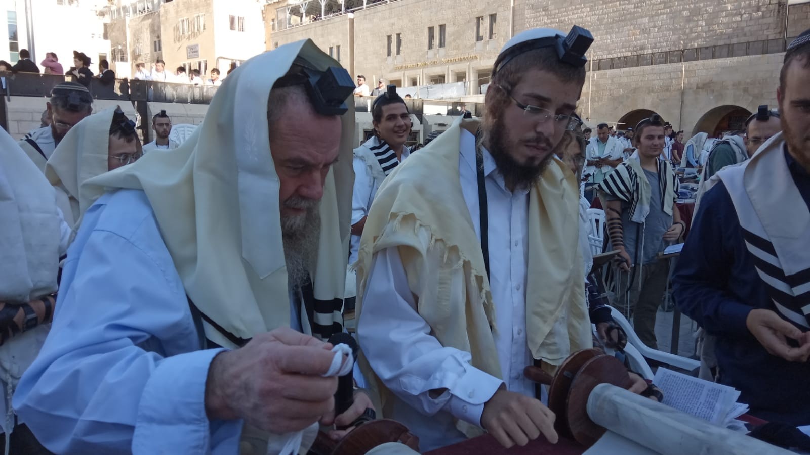 חה"כ אבי מעוז ברחבת הכותל: "יש כאן חילול השם נורא"