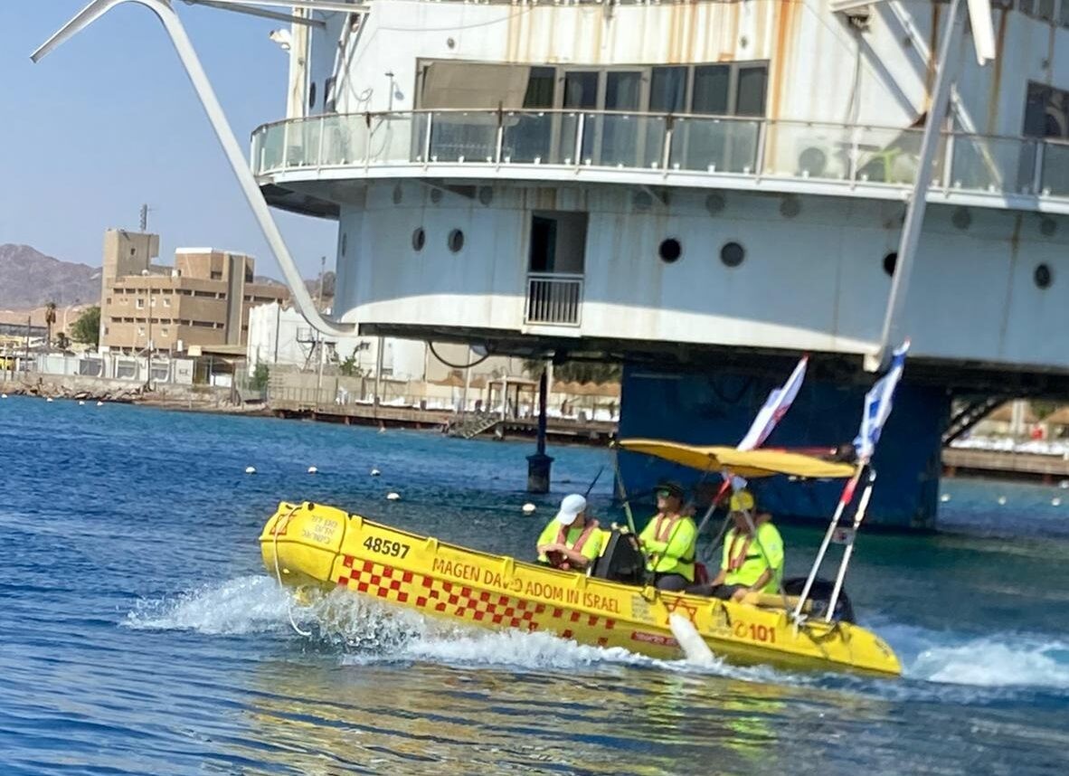 הכירו: סירת הים-בולנס החדשה של מד"א תחל לפעול באילת | צפו