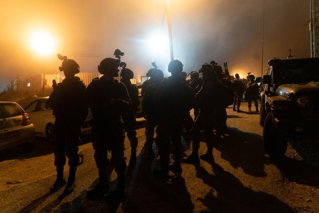 דובר צה"ל: כוחותינו עצרו הלילה שבעה מבוקשים ברחבי יו"ש