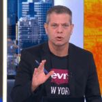 ביקום המקביל של שלום עכשיו יש רק דגל אחד שולט: דגל פלסטין