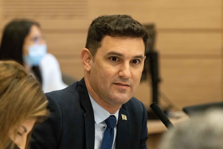 ח"כ גינזבורג נגד העלאת שכר הח"כים: "לבטל את הדיון"