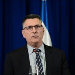 גדעון סער תוקף את יאיר גולן: "עליו לחזור בו מדבריו בפומבי"