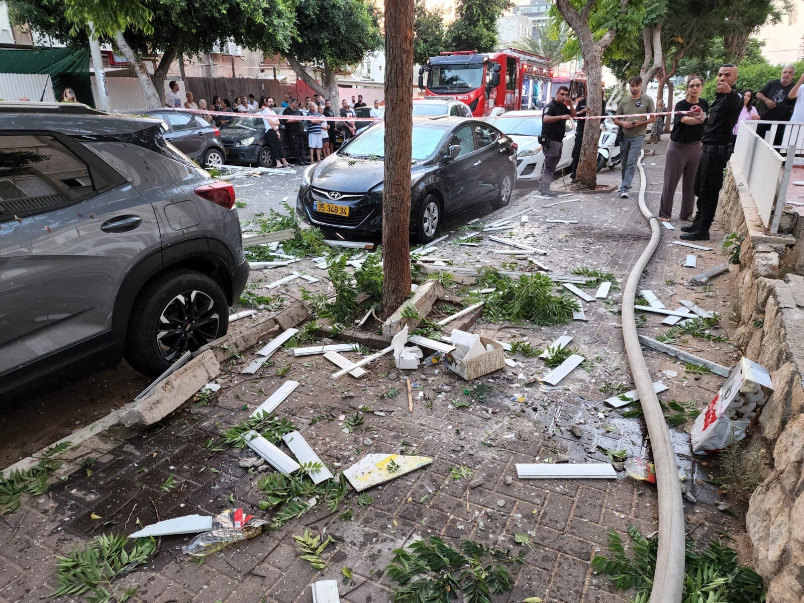 נתניה: 5 בני אדם נפגעו בפיצוץ נפחי שאירע בדירה