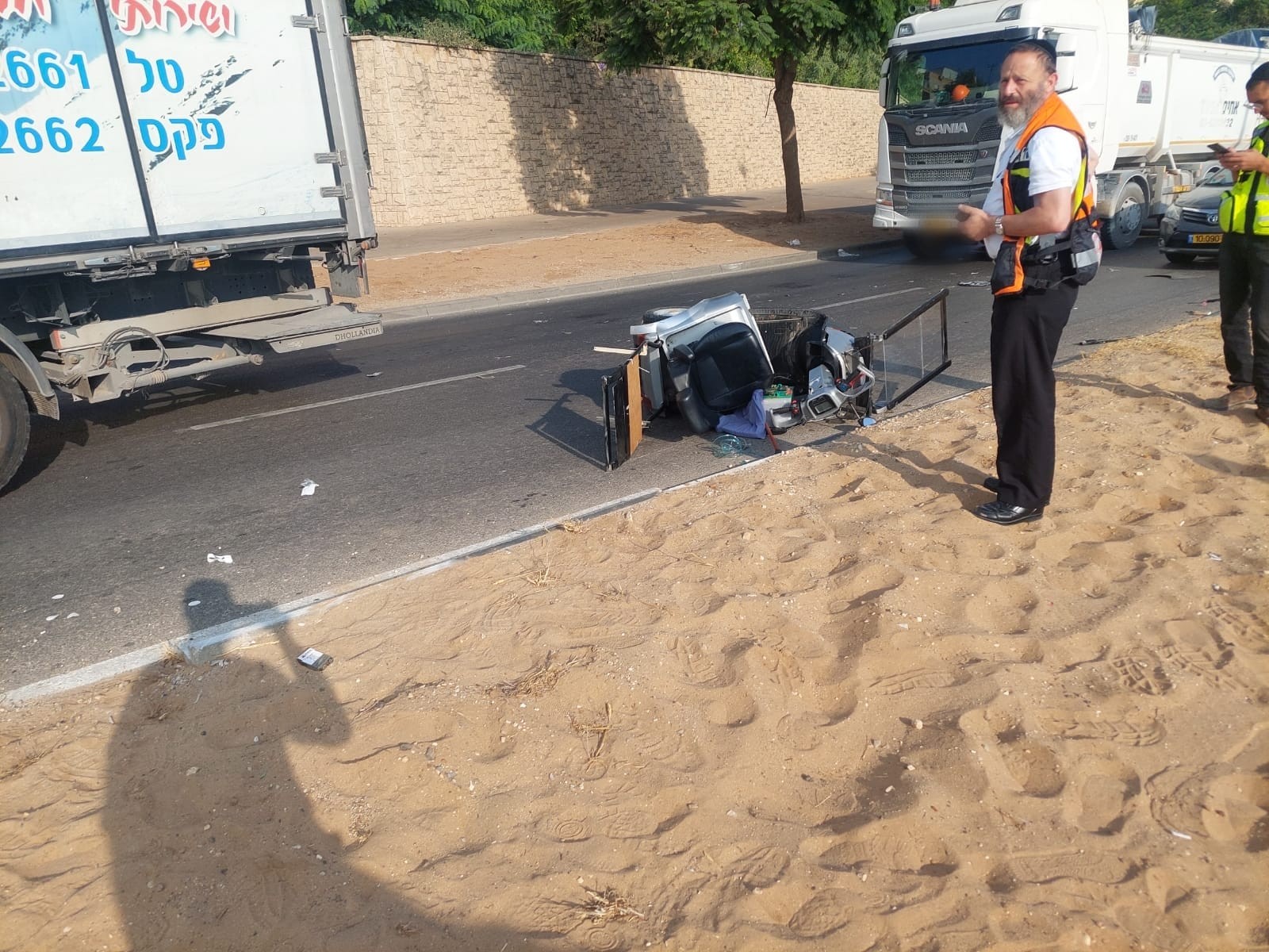 אשדוד: נהג קלנועית נפצע קשה בתאונת דרכים בעיר
