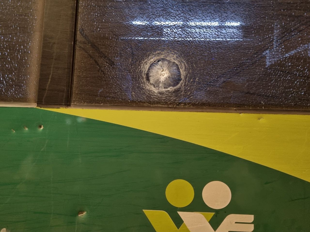 פיגוע ירי לעבר אוטובוס בבנימין: אין נפגעים, נגרם נזק לרכוש