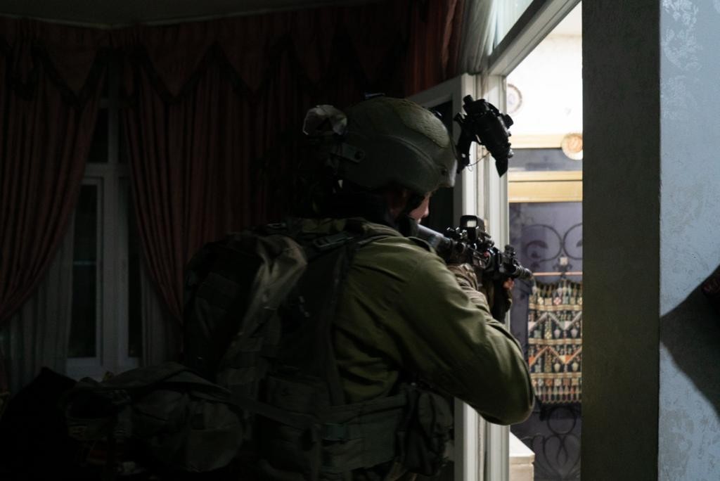 תוך זריקות בקת"ב: כוחותינו עצרו הלילה 14 מבוקשים ביו"ש