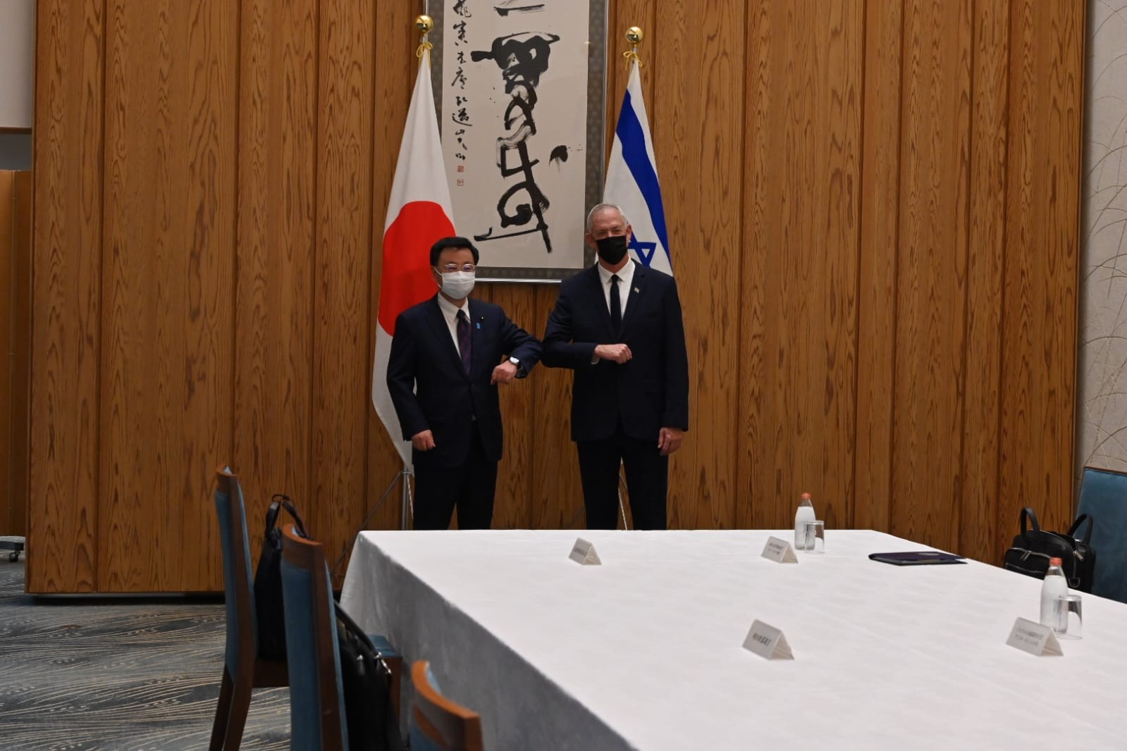 מתוך הביקור. צילום: אריאל חרמוני, משרד הביטחון