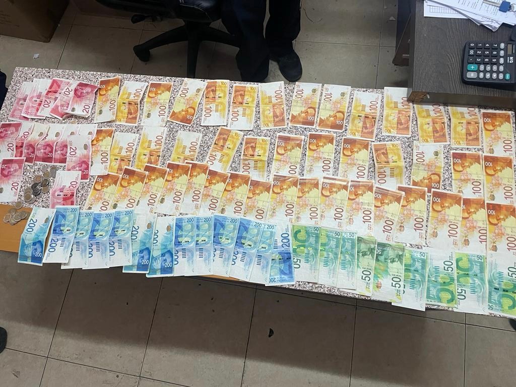 בגין הפעלת מתחם הימורים: המשטרה עצרה מספר עבריינים בצפון