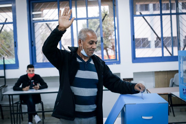 סקר חדשות 14: מי המועמד היהודי שזוכה למירב הקולות בחברה הערבית?