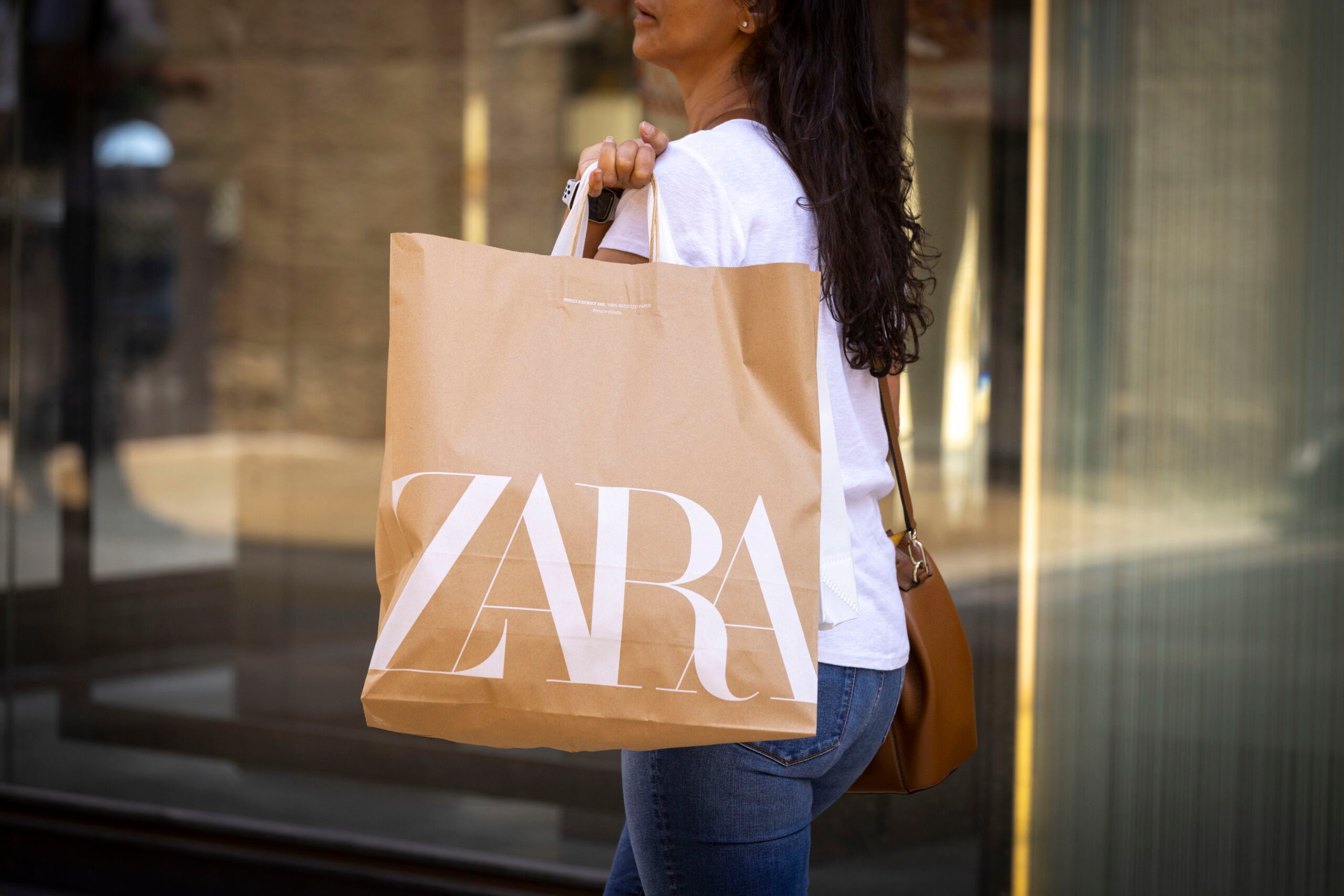 משלוחים ללא צפי: מלכודת ההזמנות באתר Zara בישראל