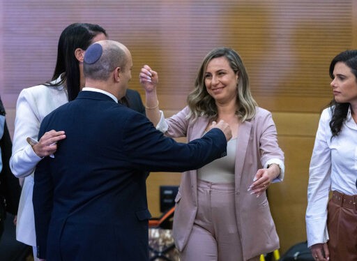 רגע לפני הגשת הרשימות: מנכ"לית ימינה לשעבר מקימה מפלגה
