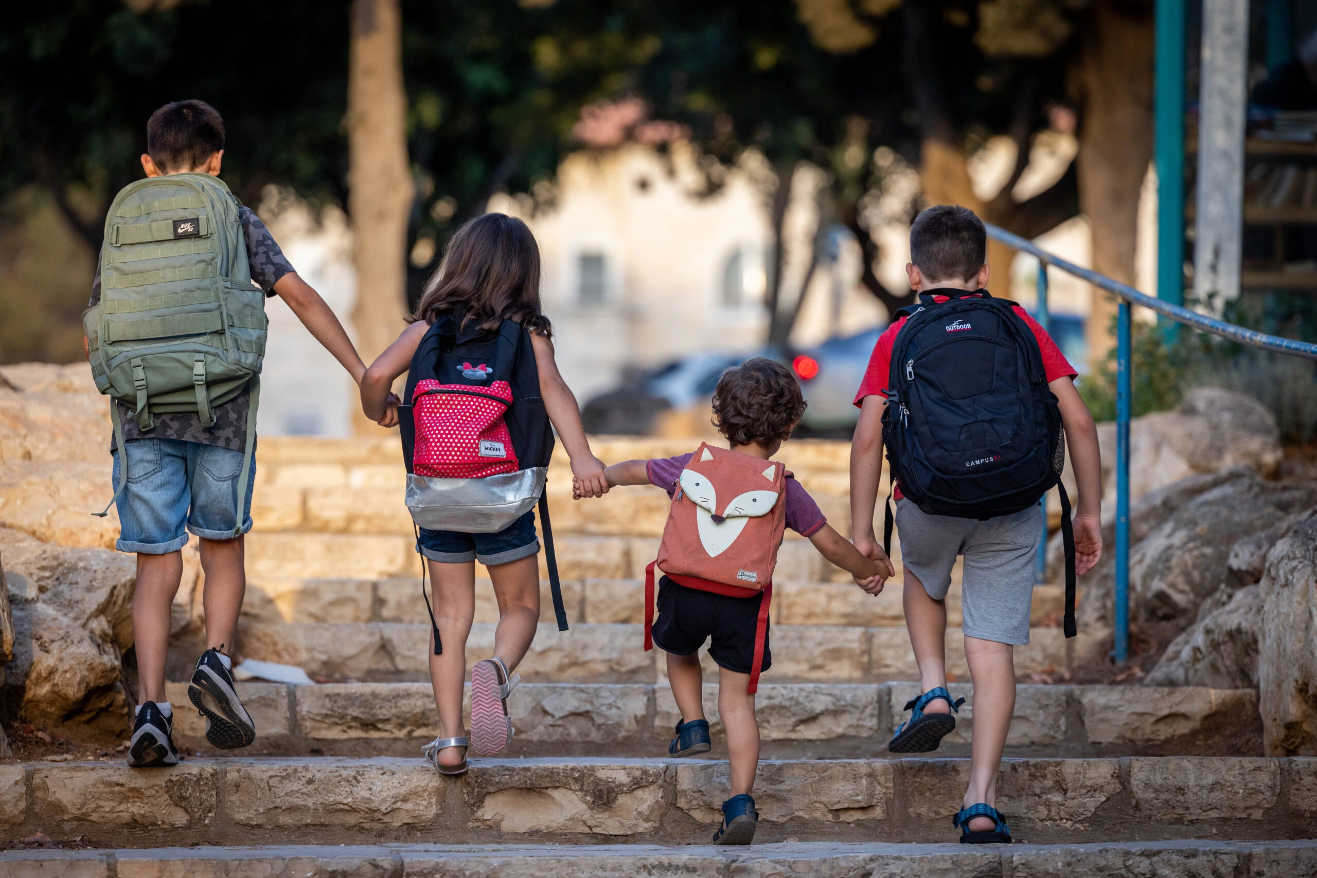 ההורים בת"א דורשים: לאסור מכירת קנאביס בסמוך לבתי ספר