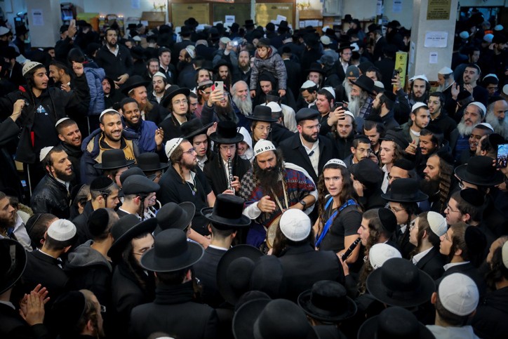 בניגוד להערכות בישראל: זה המספר האמיתי של החסידים שהגיעו לאומן