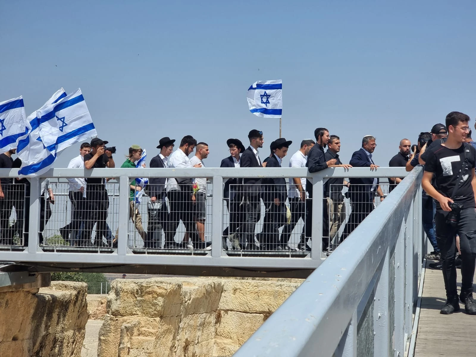 בן גביר בקבר שמואל הנביא: "אנחנו בעלי הבית כאן"