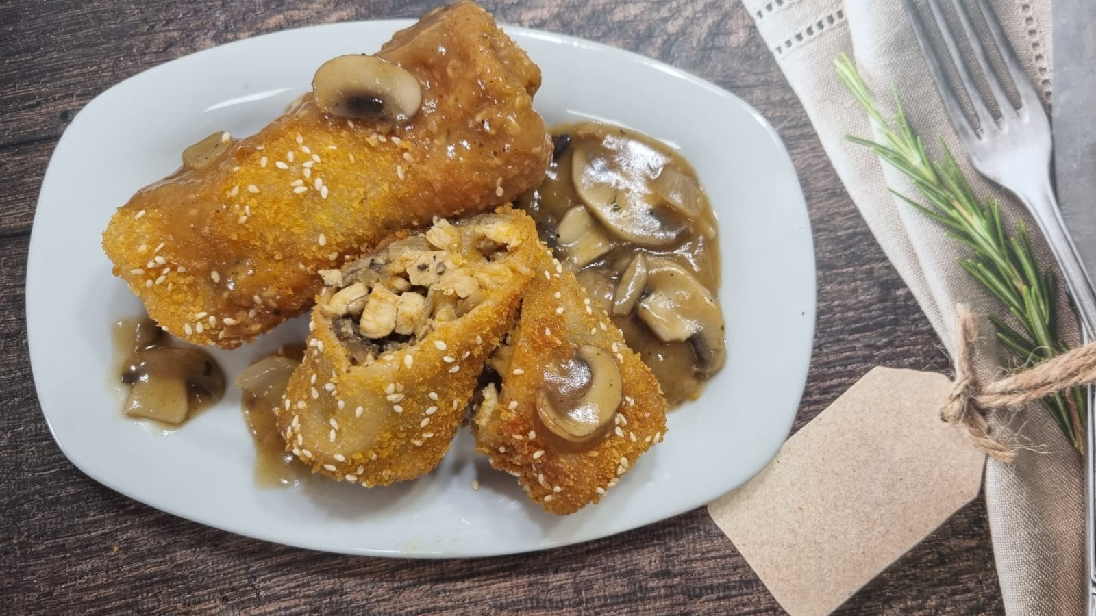 טורטיות ממולאות בחזה עוף ופיטריות