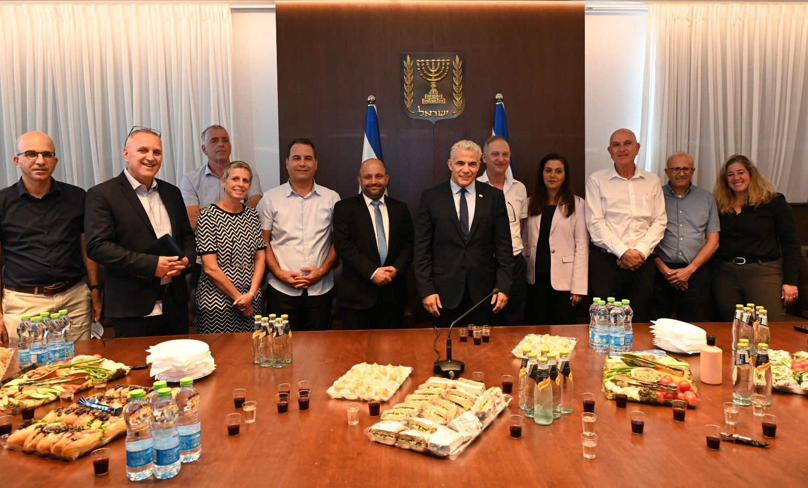 יאיר לפיד, ראשי אגפים במטה לביטחון לאומי, מל"ל. קרדיט: חיים צח /לע"מ