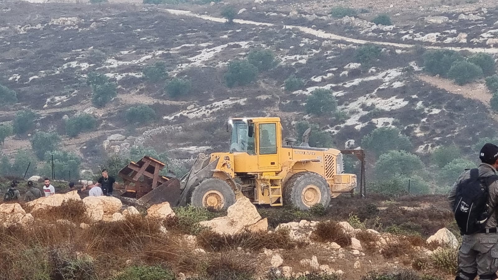 גוש שילה: כוחות משטרה הרסו מצפה ומבנים בסמוך לישוב עמיחי