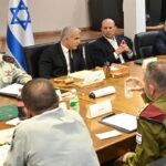 לפיד: "נפעל ביד קשה כנגד מי שמנסה לפגוע בנו" | כל התגובות