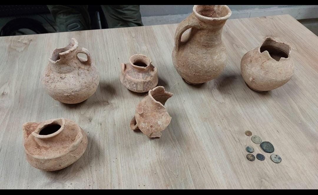 ערבי נעצר לאחר שהחזיק בממצאים ארכיאולוגים נדירים בחברון