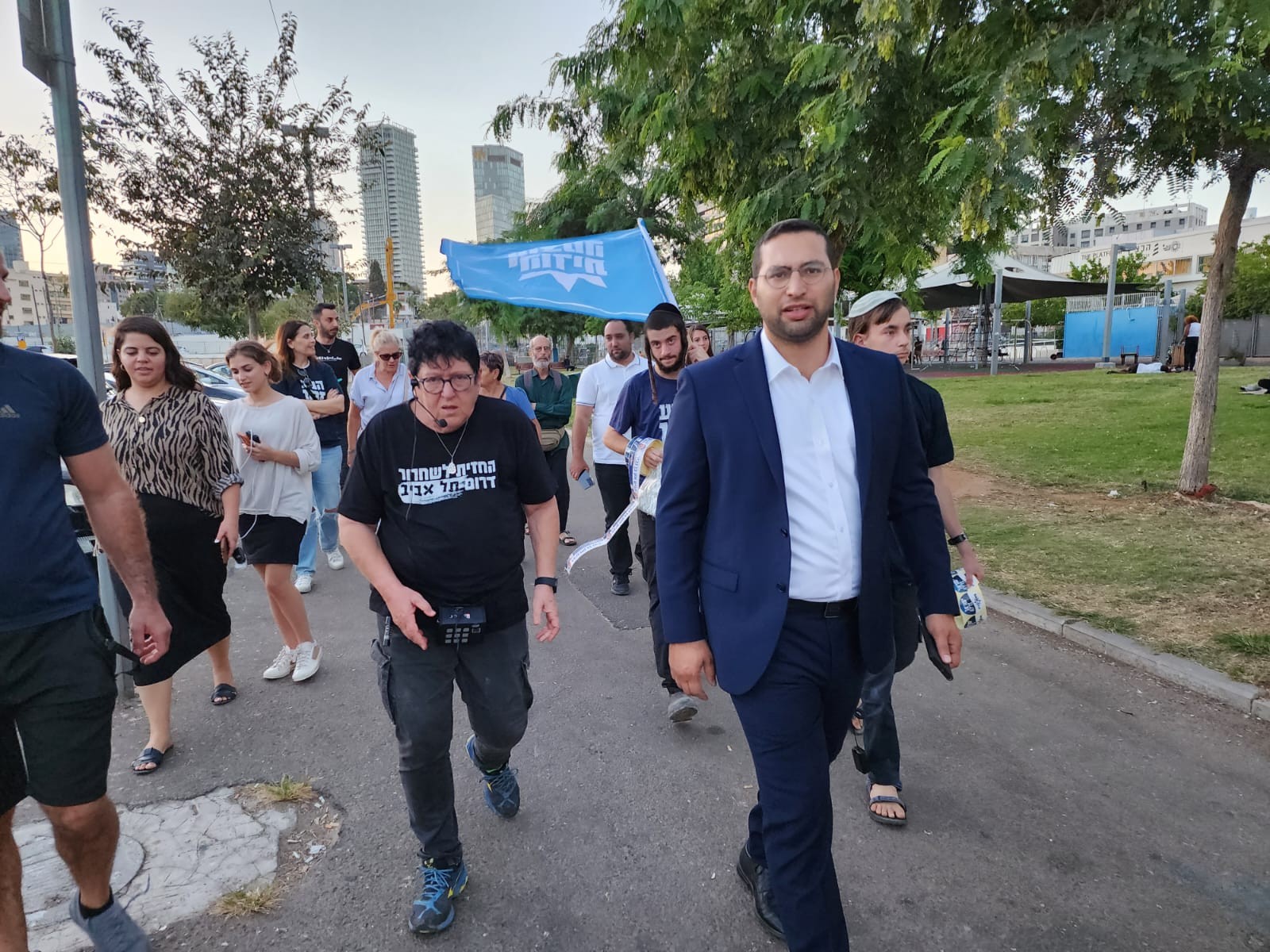 יצחק וסרלאוף בדרום ת"א: "נפעל להחזיר את המסתננים לארצות מוצאם"