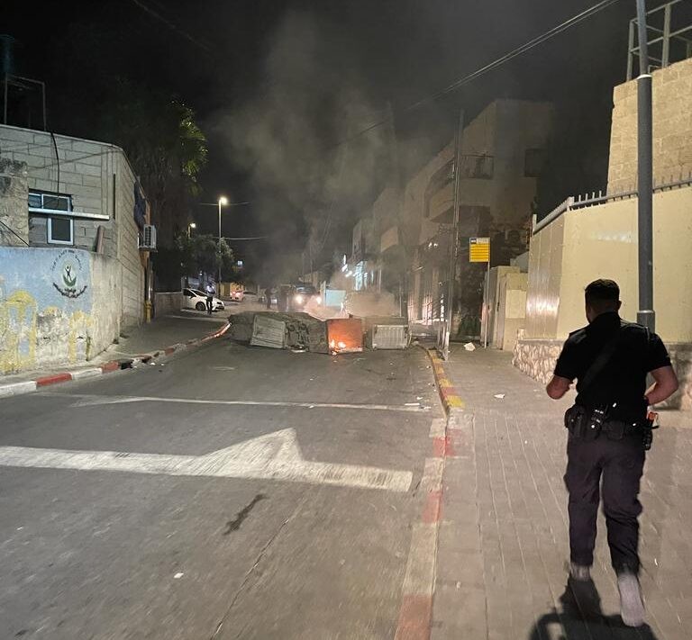 עימותים אלימים במזרח י-ם: שני צעירים ערבים נעצרו בחשד להפרות סדר