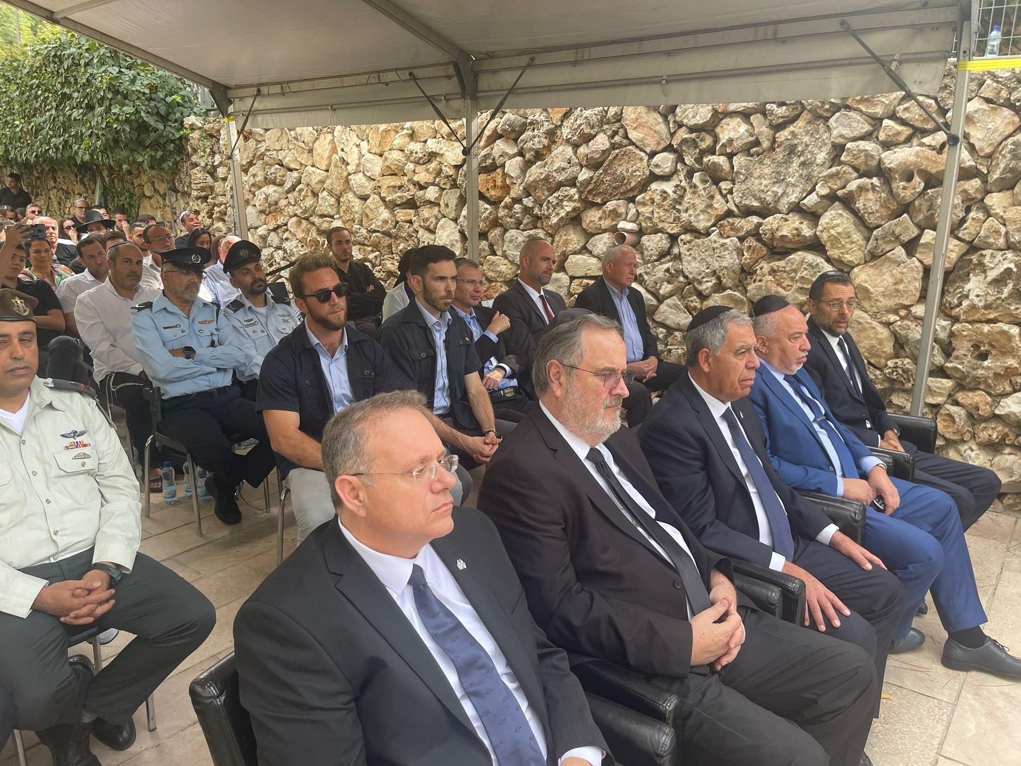 בזמן טקס האזכרה לגנדי: לפיד במסע לעידוד הצבעה במגזר הערבי