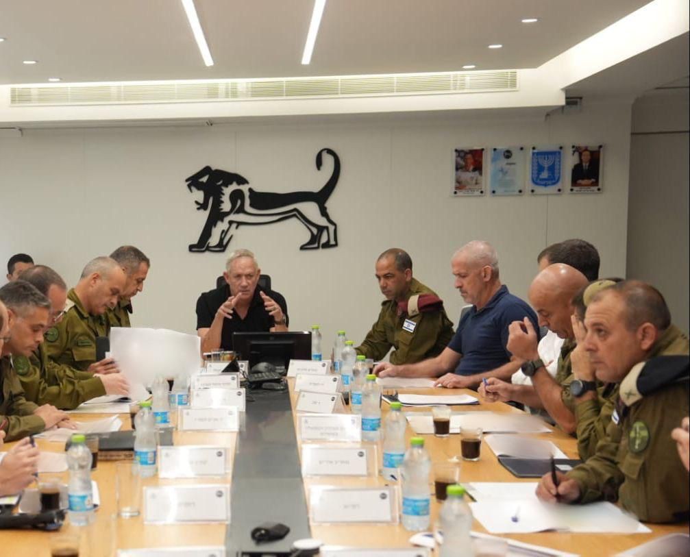 שר הביטחון גנץ: "מתכנני ומבצעי פיגועים - על הכוונת שלנו"