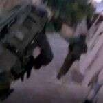 בידיים מורמות: רגעי תפיסת המחבל מהפיגוע בבית אל | צפו בתיעוד