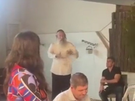 מבוכה לאיילת שקד: "נתת לערבים מיליארדים - מתלבט אם להקיא" | צפו