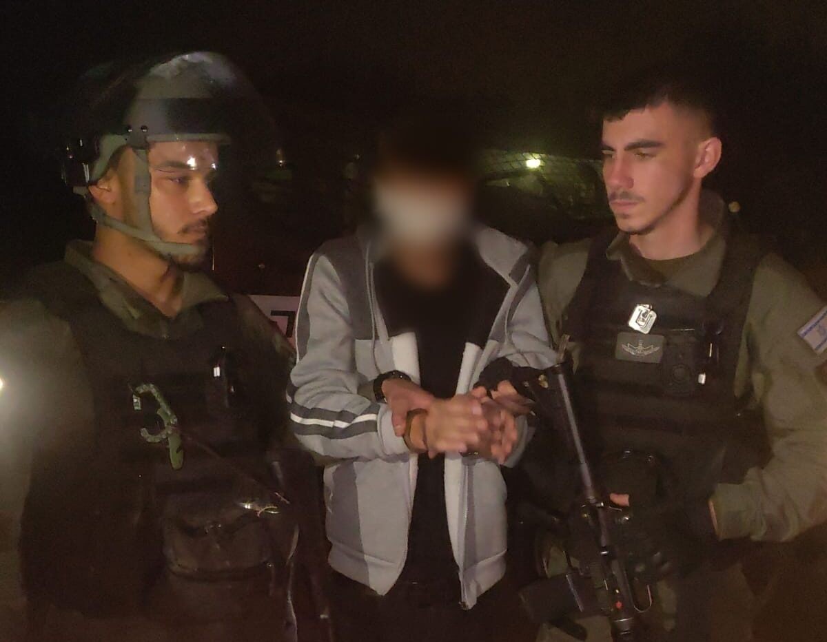 ערבי איים על חברתה של נועה לזר הי״ד בזמן הלווייתה ונלכד ע"י כוחותינו