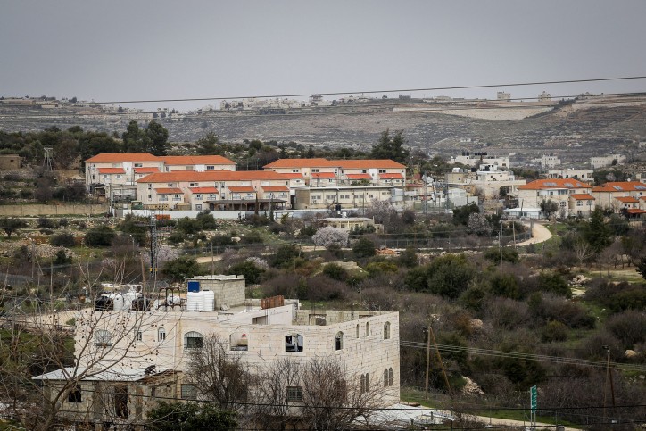 "נס גלוי": תמר בת ה-13 שנורתה בקריית ארבע השתחררה מביה"ח