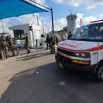 נפגע וחיסל: קצין צה״ל נפצע באורח קשה בפיגוע דריסה במחסום בל