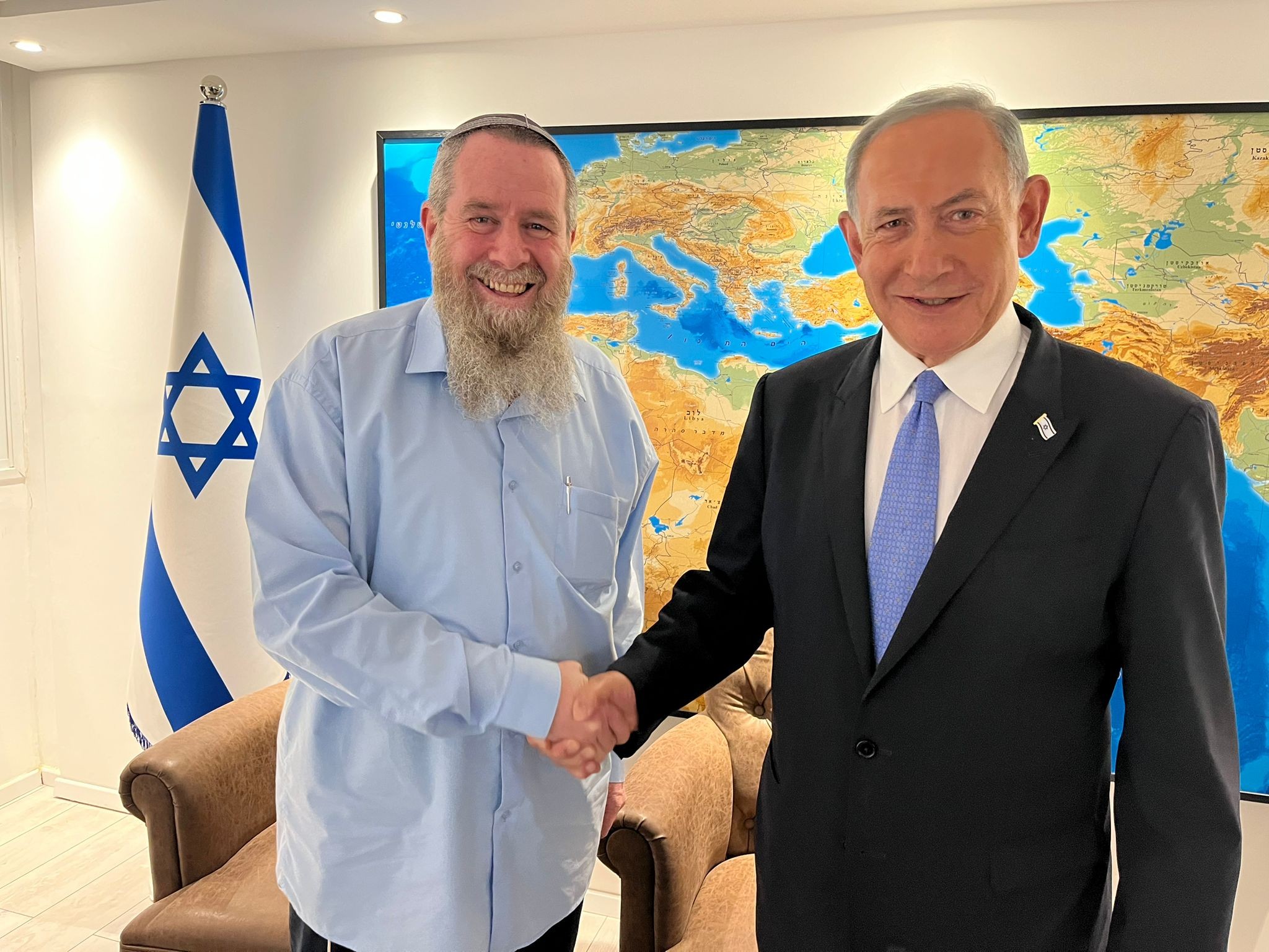 ח"כ אבי מעוז ורה"מ  נתניהו | צילום: דוברות
