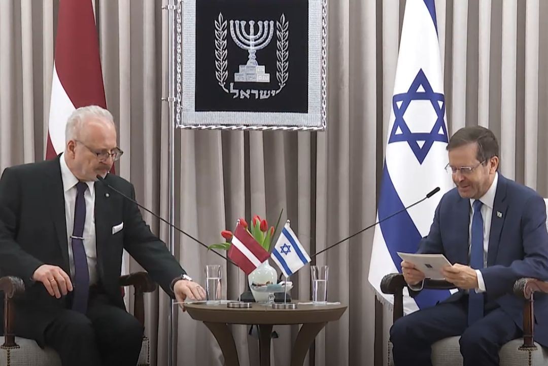 הנשיא הרצוג ערך קבלת פנים ממלכתית לנשיא לטביה: "אנו בעלי ברית טבעיים"