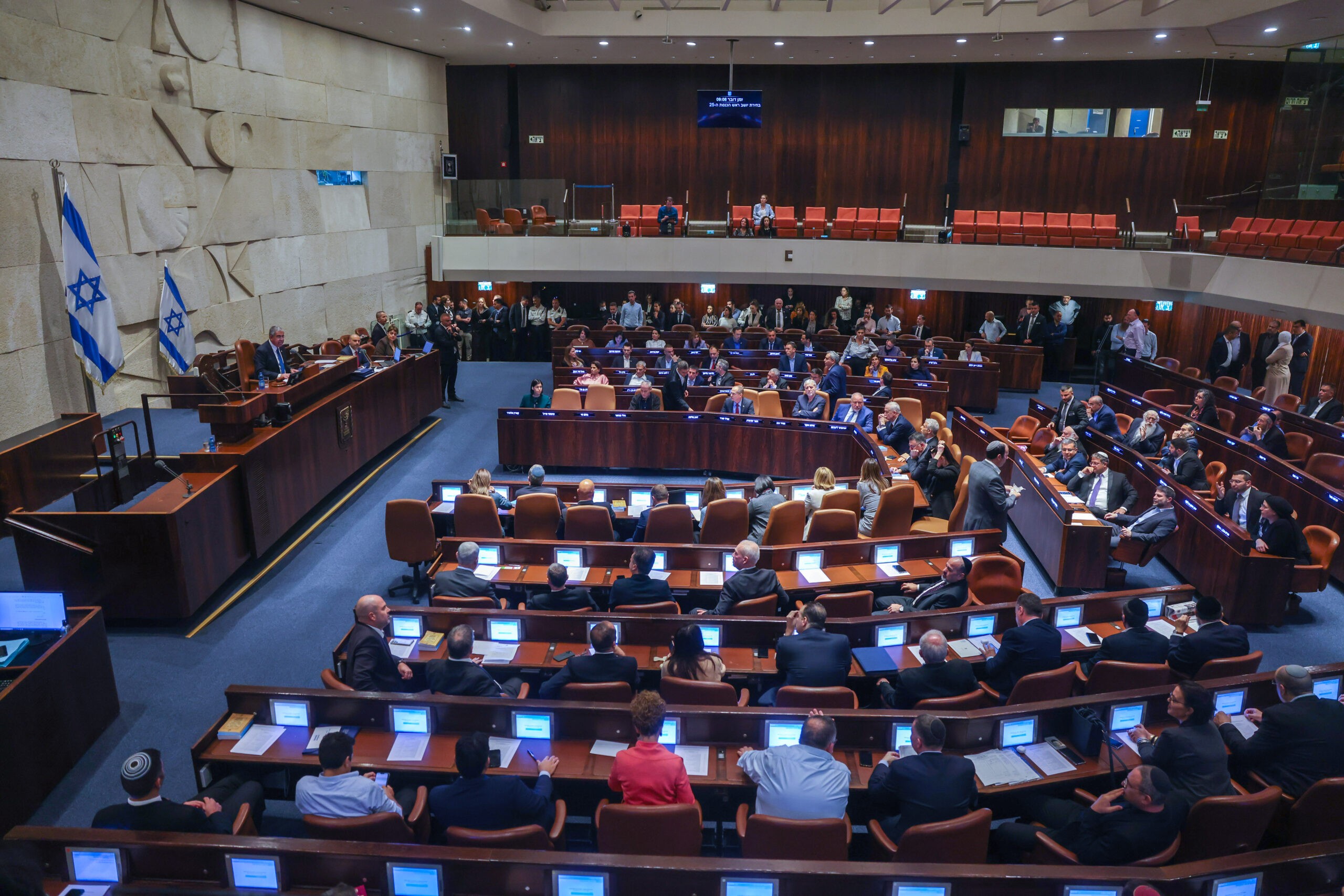 בהיעדרות חברי יהדות התורה: חוק עונש מוות למחבלים עבר בטרומית