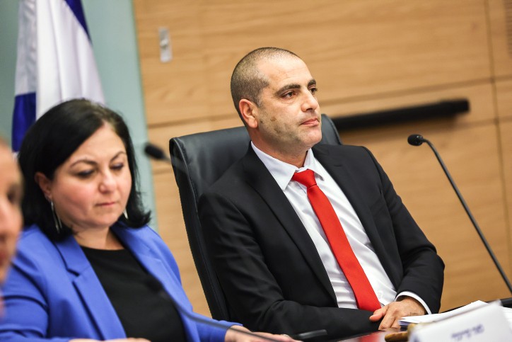 הצעת החוק של יו"ר הקואליציה: נבצרות רה"מ - רק על רקע רפואי