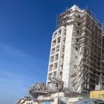 שני גברים כבני 30 נהרגו בקריסת פיגומים באתר בניה בגבעת זאב