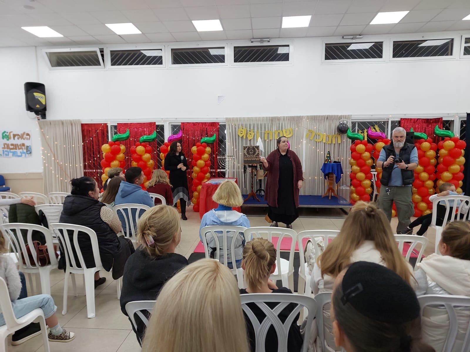 בתום 300 ימי מלחמה: אירוע הדלקת נרות וקליטה לעולי אוקראינה