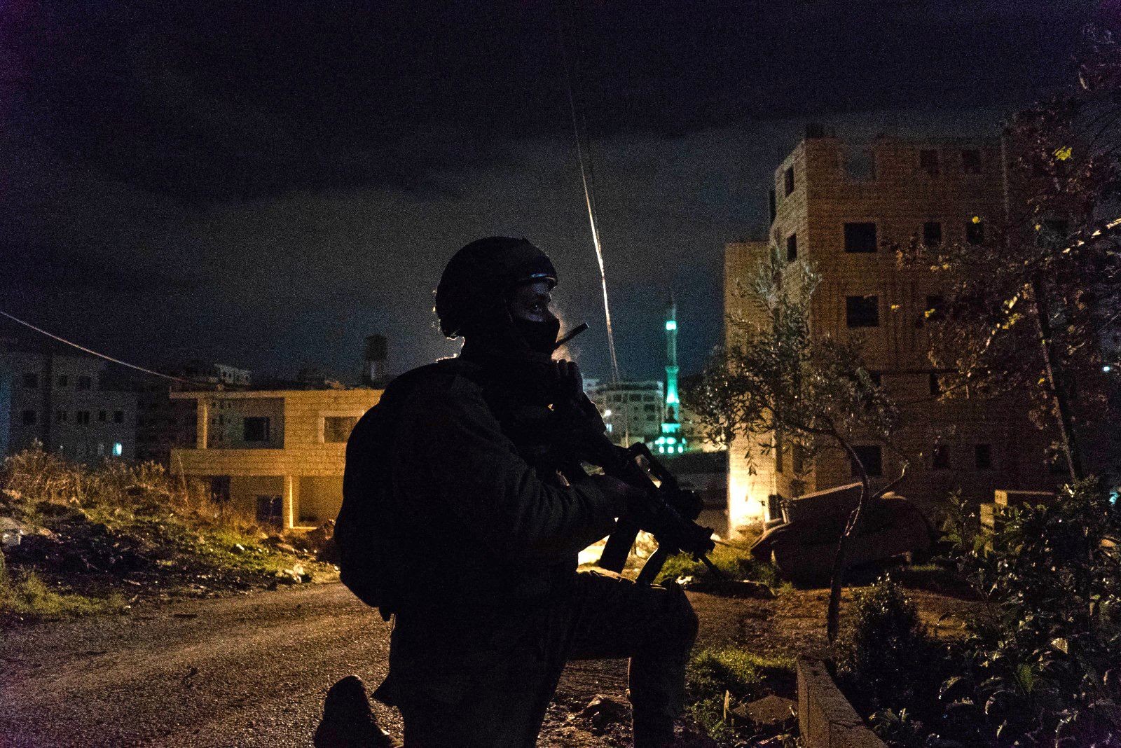 כוחותינו פעלו במ.פ דהיישה בבית לחם ללכידת מחבלים; לוחם צה"ל נפצע קל